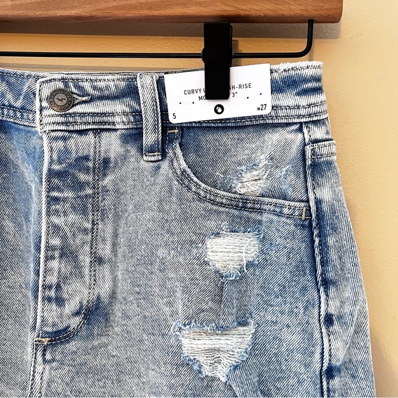 NWT Hollister Curvy Ultra High-Rise Mom Short - Picture 4 of 10